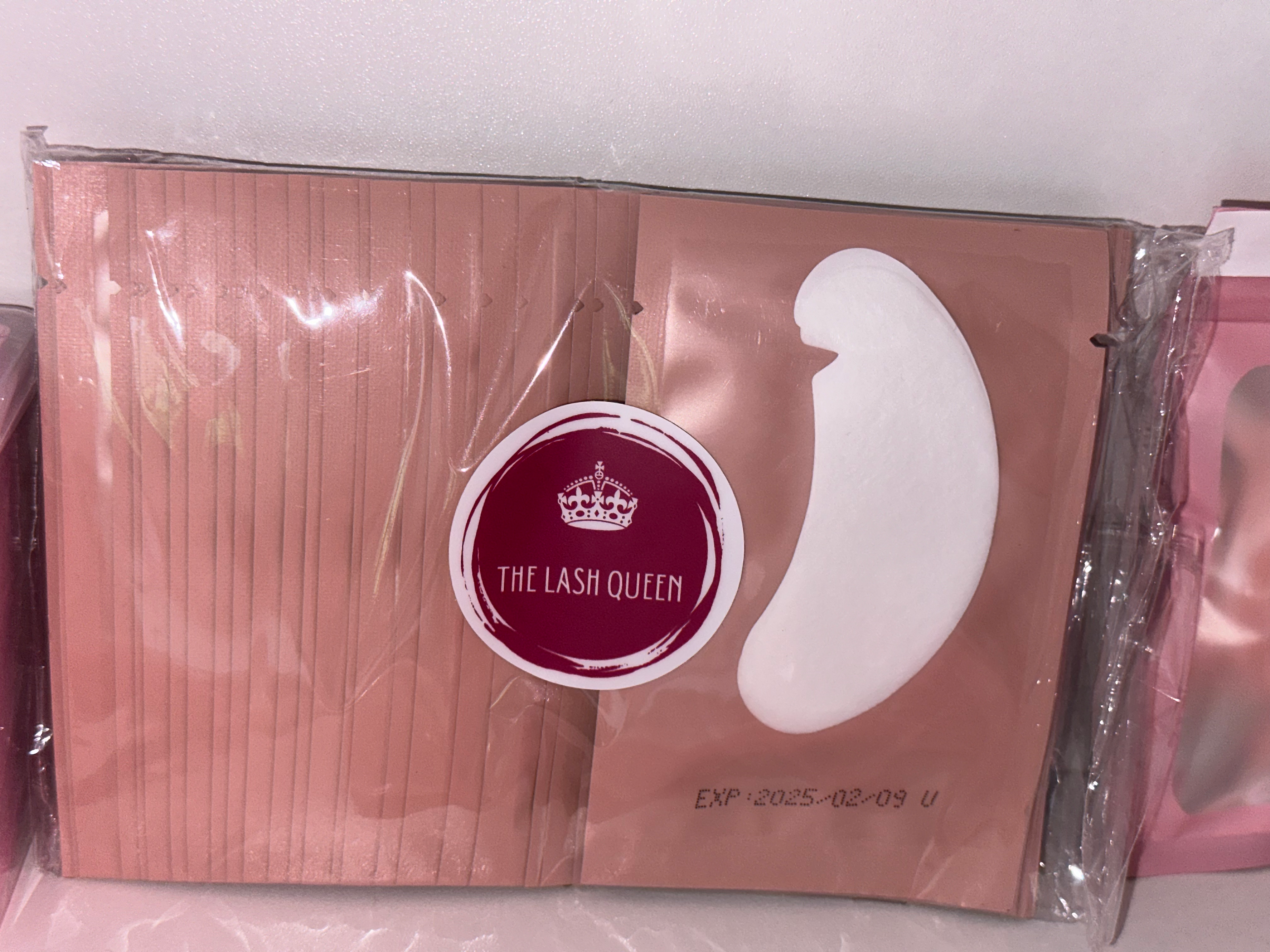 Under eye Pads image 0